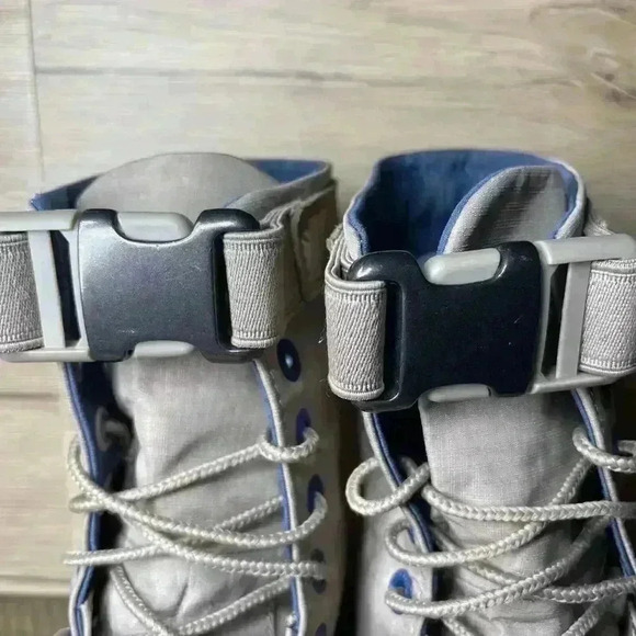 Womens Size 7 Timberland Rebotl Boots 03885-NH Taupe - Picture 5 of 13